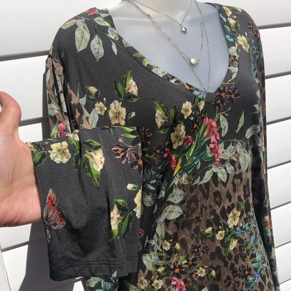 Johnny Was Olive Floral & Leopard Print V-Neck Long Sleeve Top - Picture 6 of 9